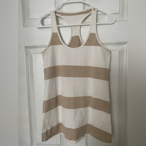 Lululemon Bundle - Picture 8 of 12